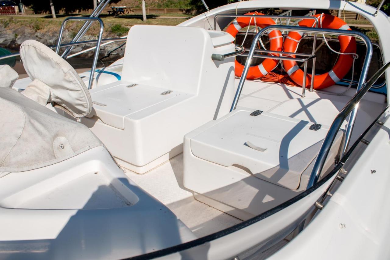 Aquadouro Yacht Radames - Sleep Boat Experience Hotell Castelo de Paiva Exteriör bild