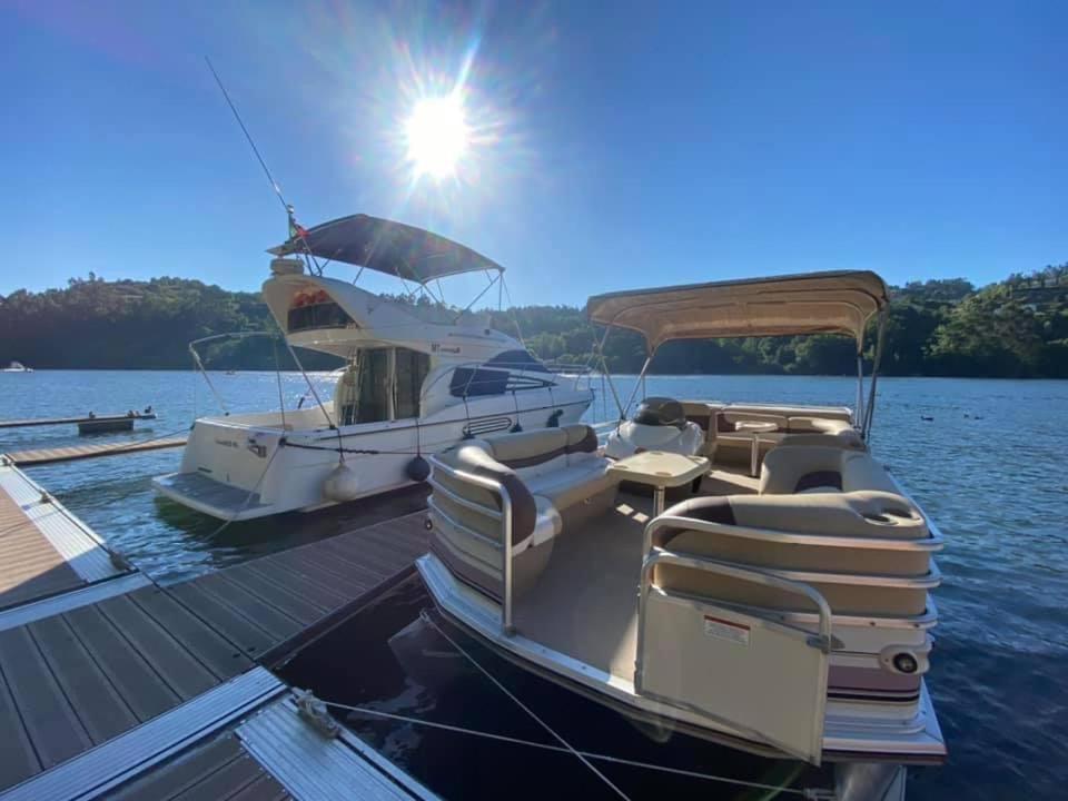 Aquadouro Yacht Radames - Sleep Boat Experience Hotell Castelo de Paiva Exteriör bild
