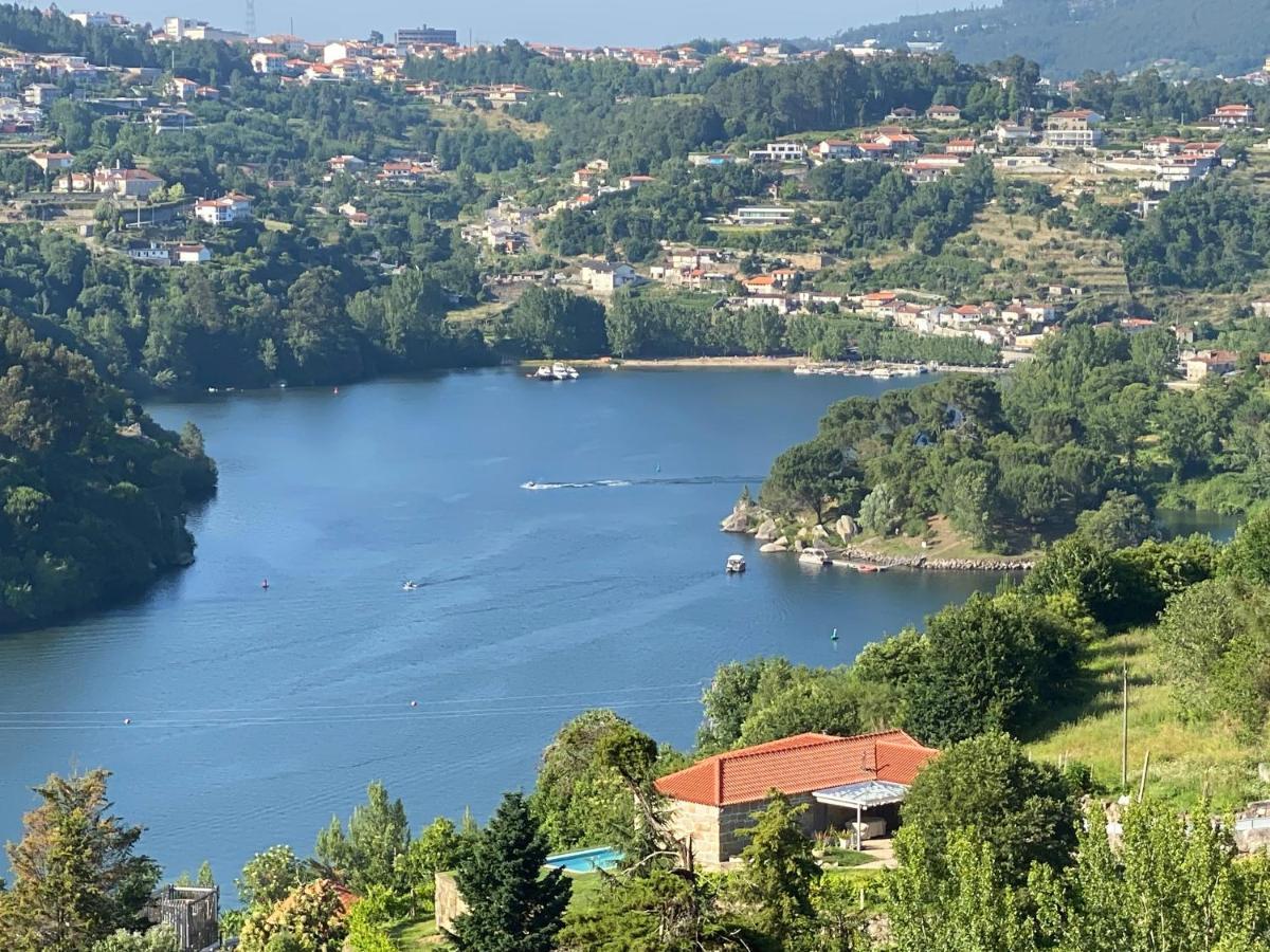 Aquadouro Yacht Radames - Sleep Boat Experience Hotell Castelo de Paiva Exteriör bild